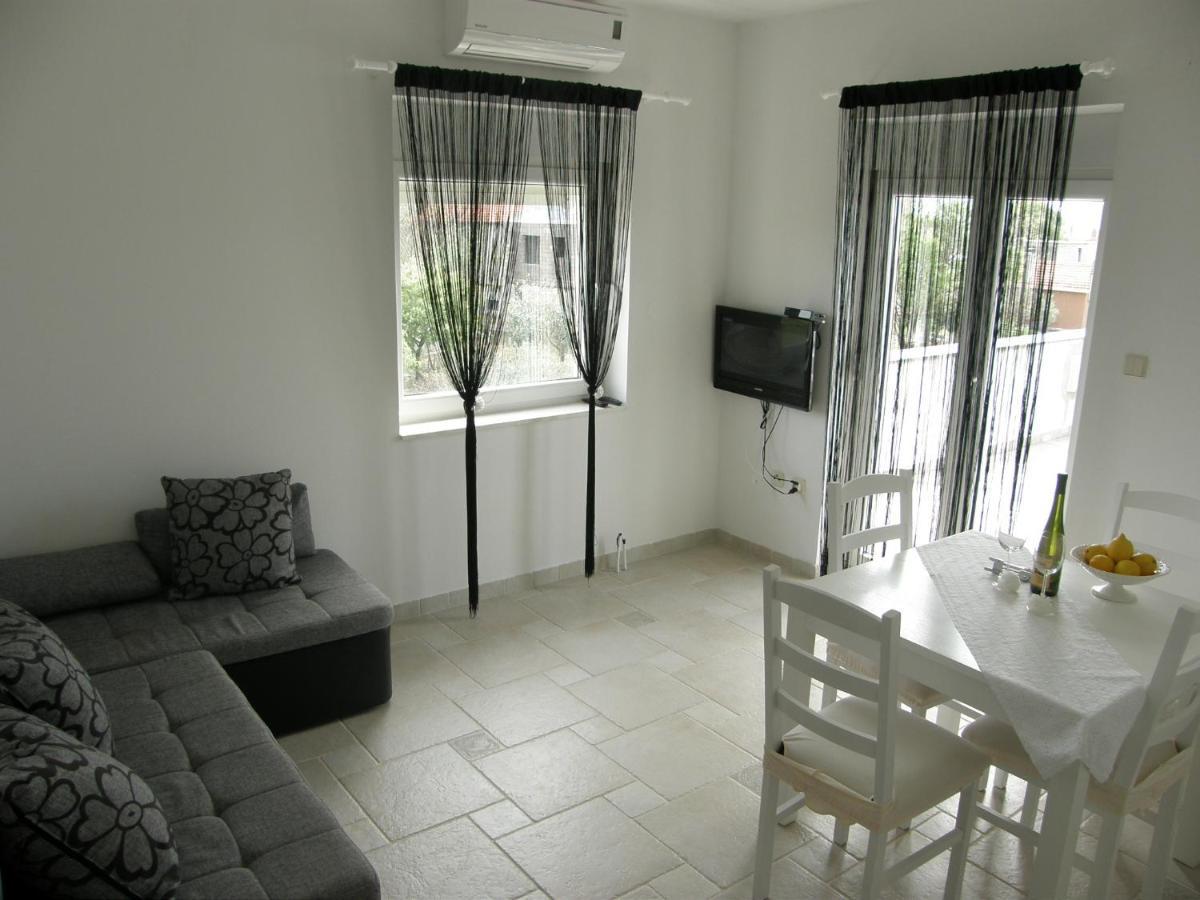Apartments Belegrata Biograd Na Moru Bagian luar foto